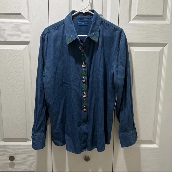 NWT Karen Scott Size XL Beaded / Embroidered Santa and Christmas Tree Denim Top - Picture 1 of 6